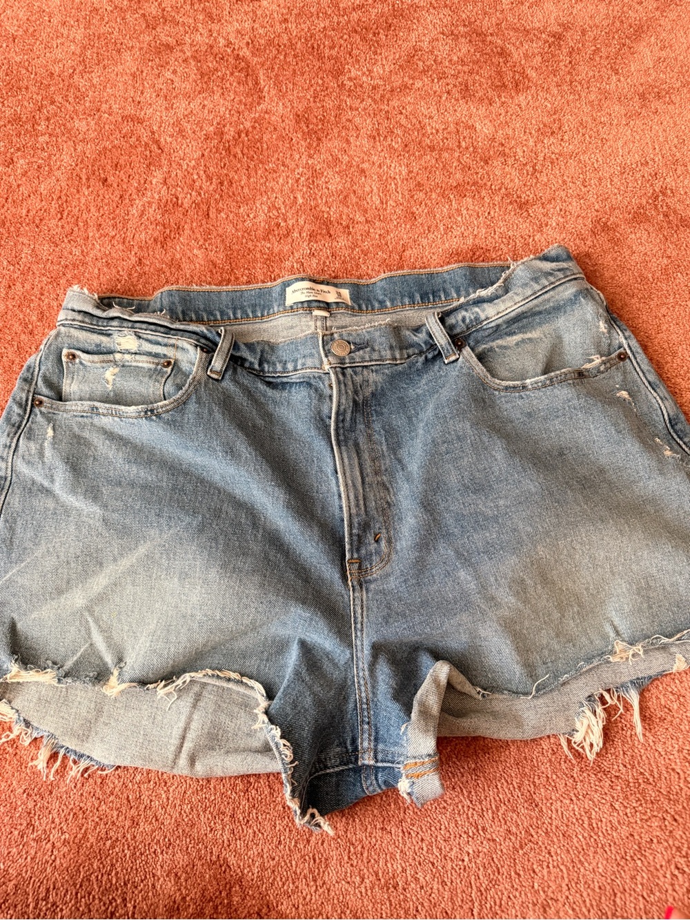 Abercrombie & Fitch HighRise Mom Short